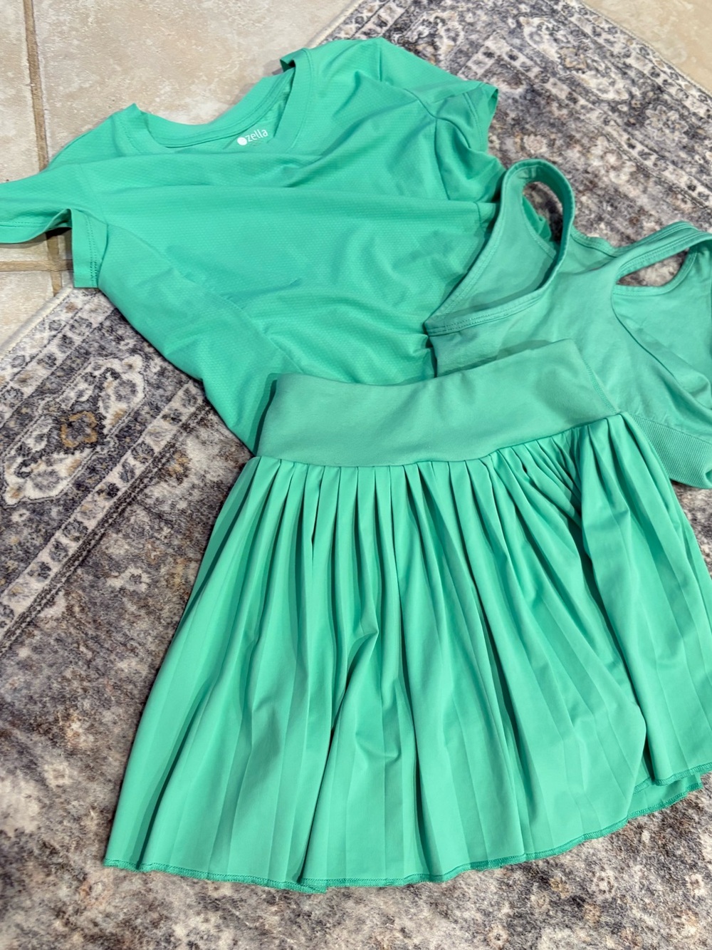 🎾Zella Girls Athletic Lot Tennis Skirt, sports bras and T-Shirts 🎾 Sizes 7-10